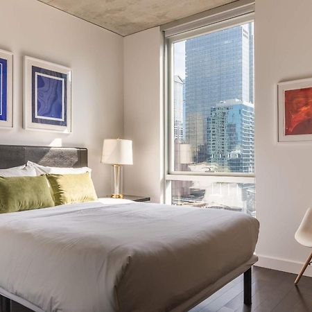 2Br Elegant Premium Suite With Balcony & Sweeping City Views 시카고 외부 사진