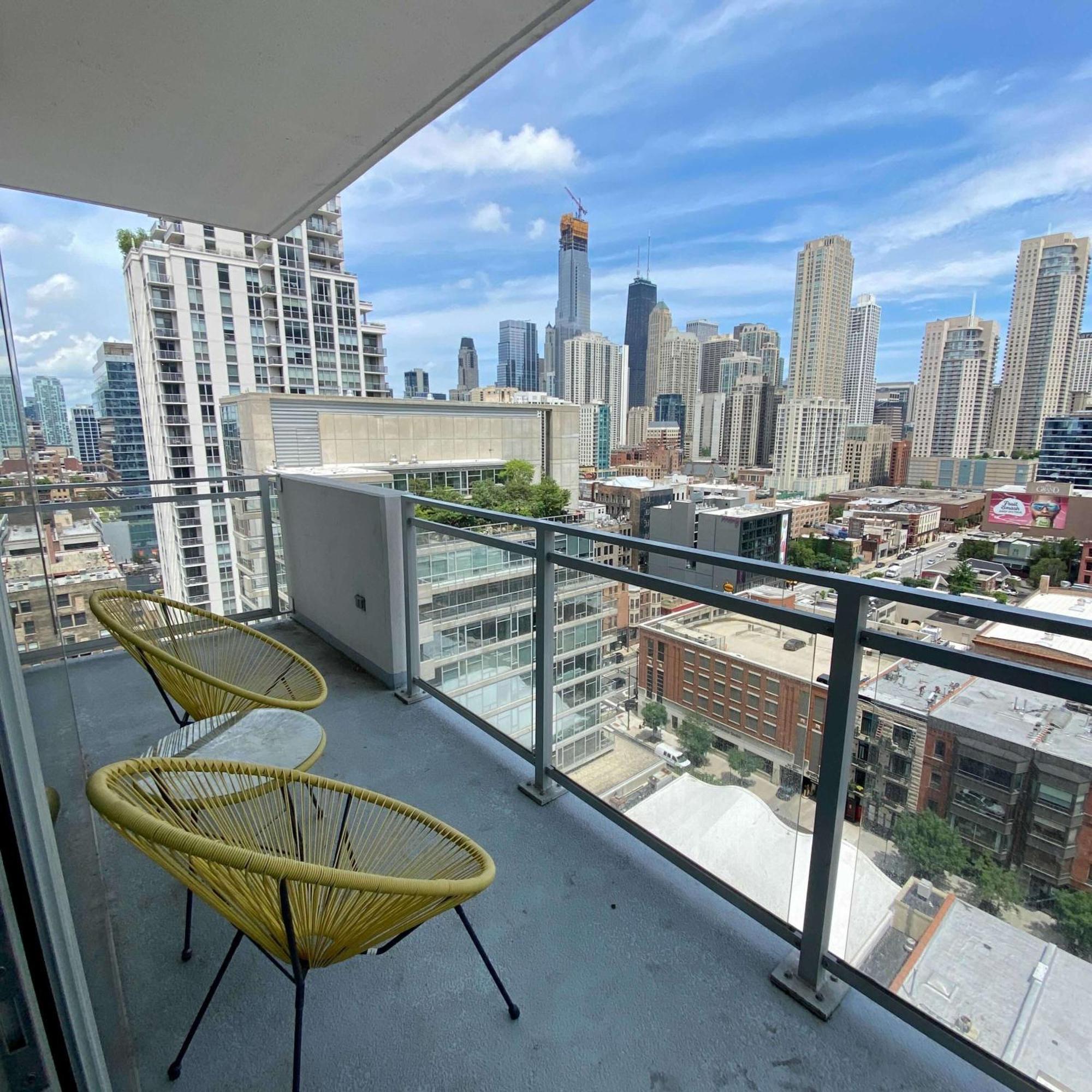 2Br Elegant Premium Suite With Balcony & Sweeping City Views 시카고 외부 사진